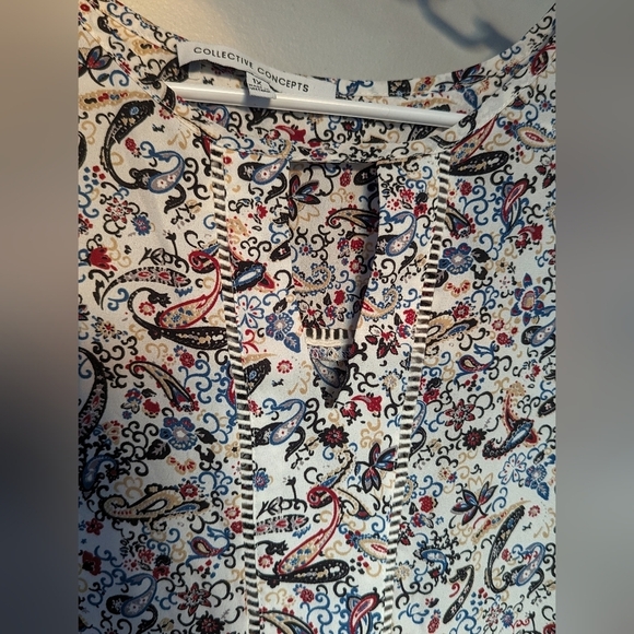 Collective Concepts Paisley Blouse - Picture 9 of 9